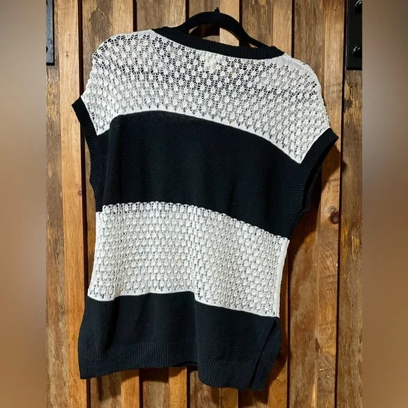 Maeve Black and White Crochet Top XS - Picture 2 of 3